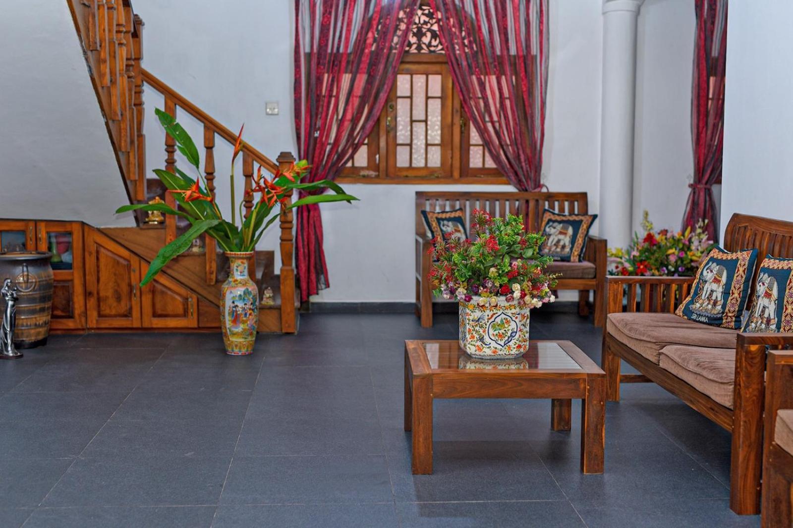 4Ty Two Homestay Галле Экстерьер фото