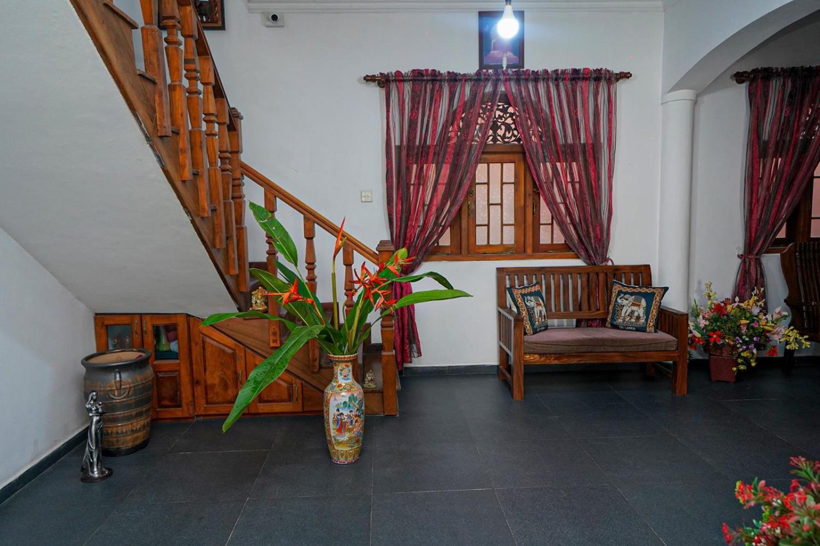 4Ty Two Homestay Галле Экстерьер фото
