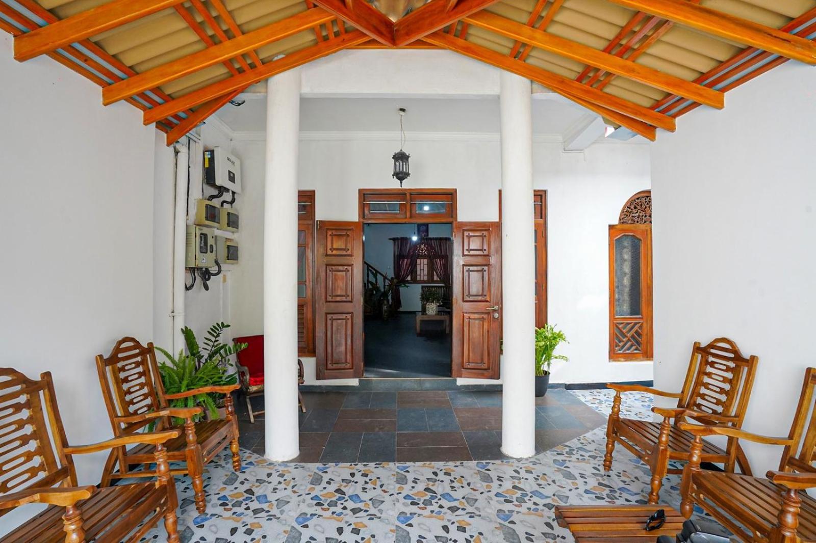 4Ty Two Homestay Галле Экстерьер фото