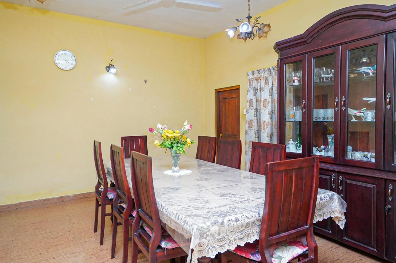 4Ty Two Homestay Галле Экстерьер фото